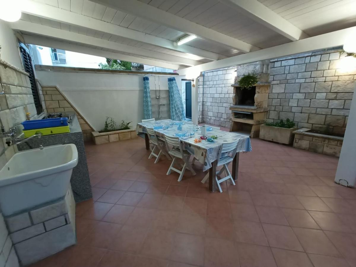Villetta Poesia 50 M Dal Mare Con Giardino E Parcheggio Torre dell'Orso Kültér fotó
