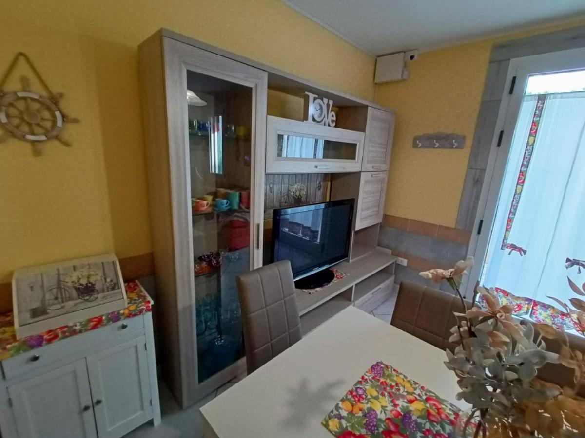 Villetta Poesia 50 M Dal Mare Con Giardino E Parcheggio Torre dell'Orso Kültér fotó